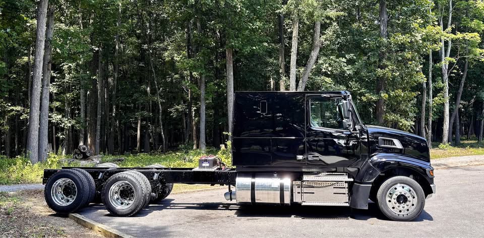 2027 Volvo VAH64600 auto hauler for sale in Fort Lauderdale FL - photo 7