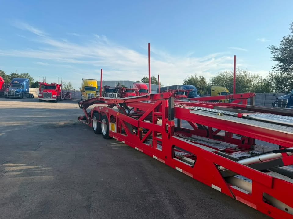 2022 Peterbilt 389 + Cottrell CX09 80' car hauler package for sale in Chicago IL - photo 10