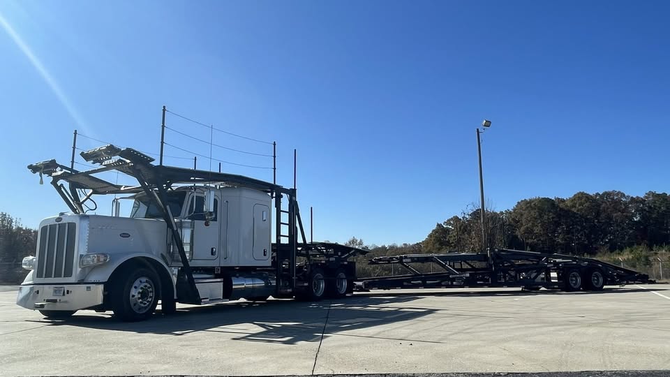 2022 Peterbilt 389 + 2022 Cottrell CX-09LSFA for Sale – $194,500 in Chicago, IL – photo 4