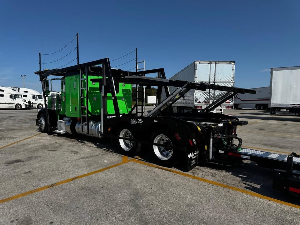 2023 Peterbilt 389 & 2023 80' Trailer Package for Sale – $214,900 in Pompano Beach, FL – photo 2