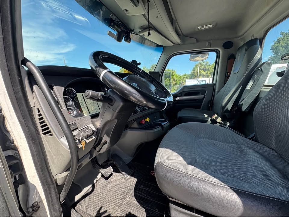2019 Kenworth T880 day cab heavy hauler truck for sale in Fort Lauderdale FL – photo 7